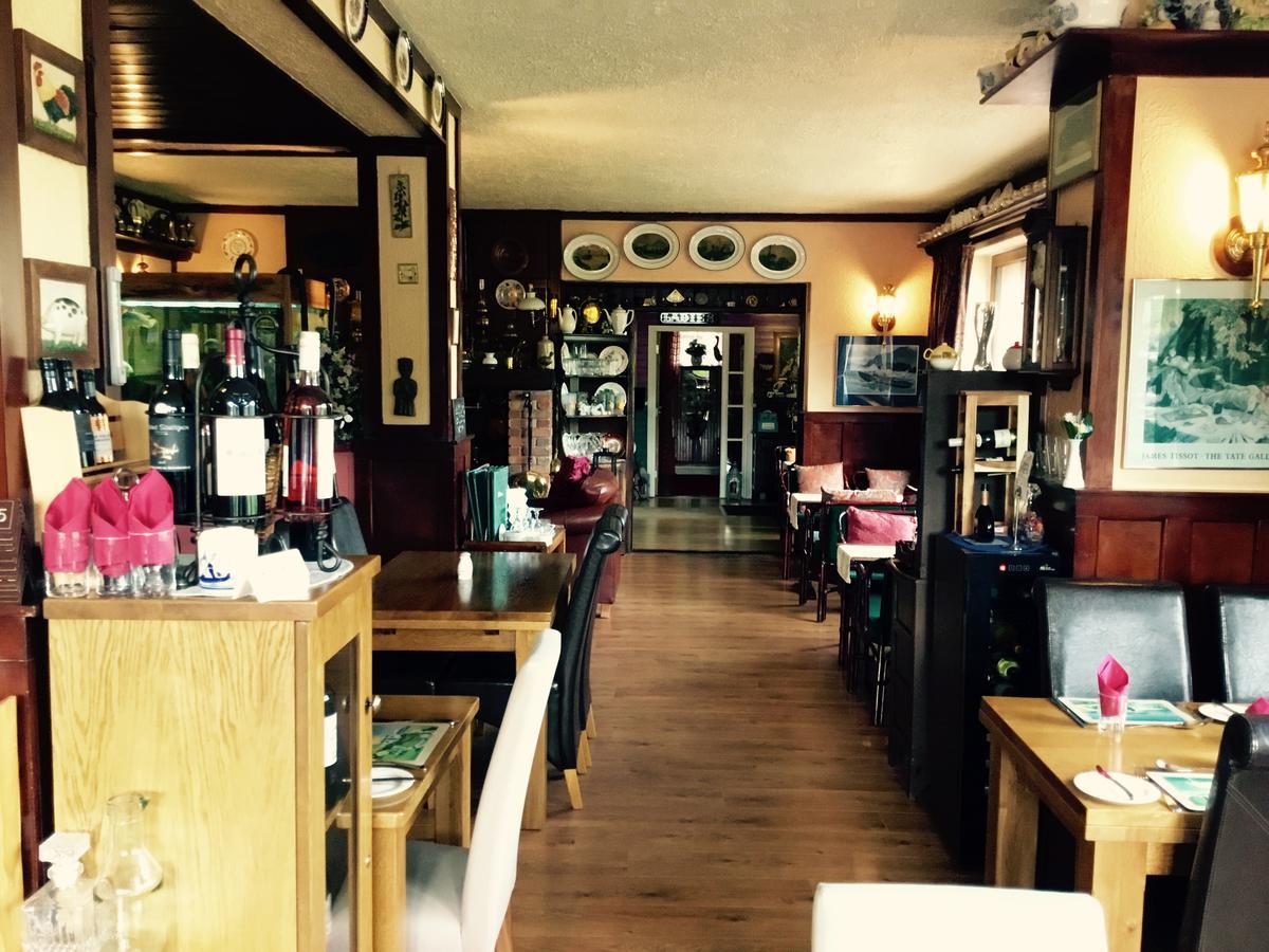 Kylemore Pass Hotel 3*