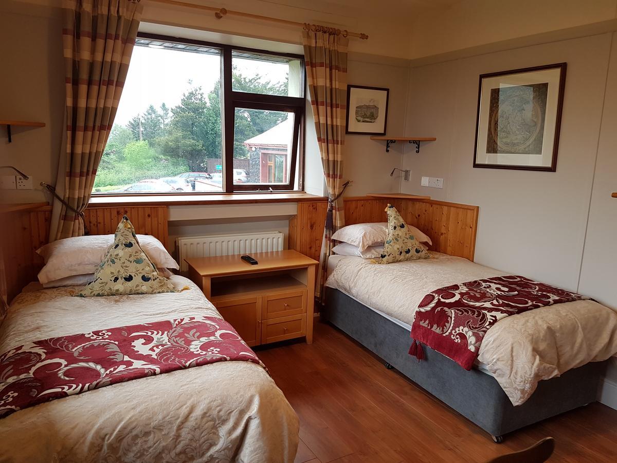 Kylemore Pass Hotel 3*