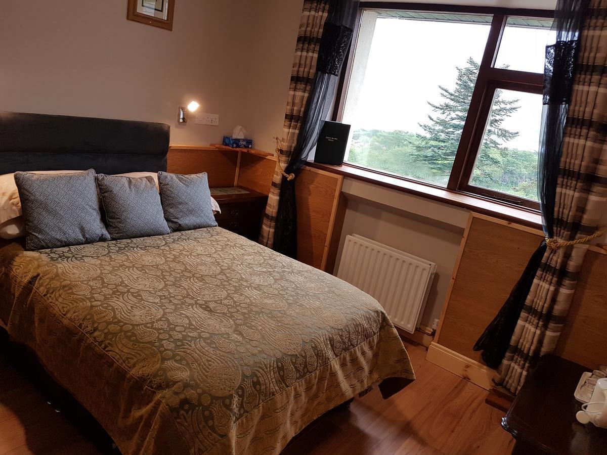 Kylemore Pass Hotel 3*