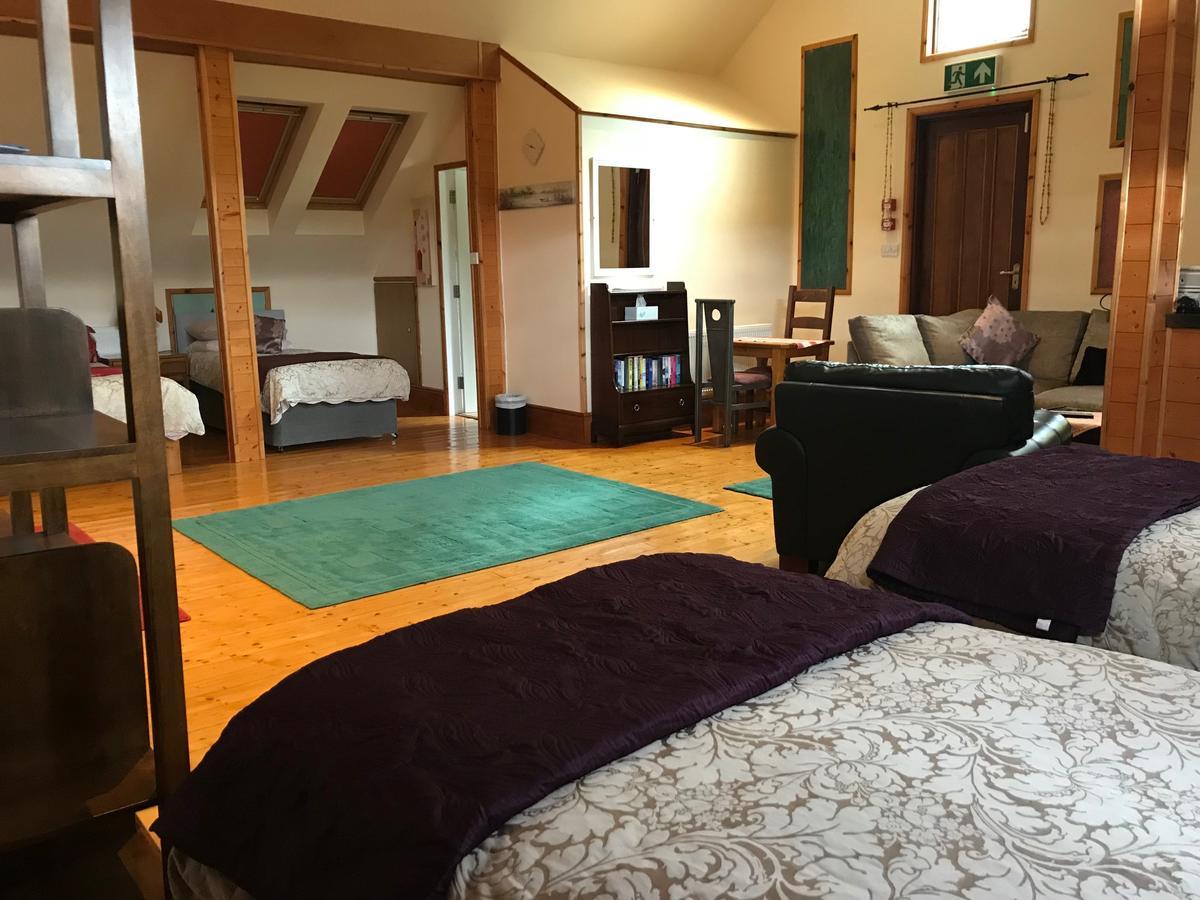 Kylemore Pass Hotel Letterfrack