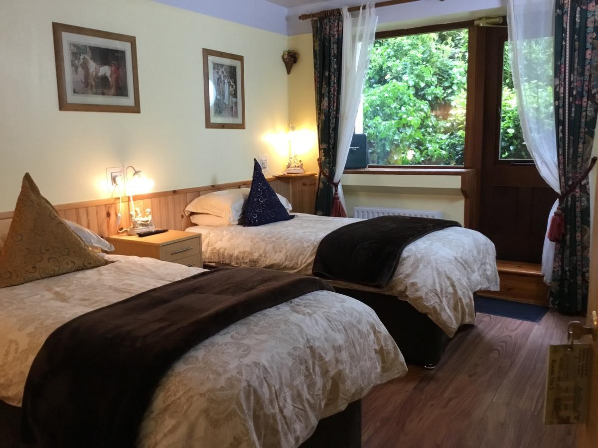 Kylemore Pass Hotel Letterfrack